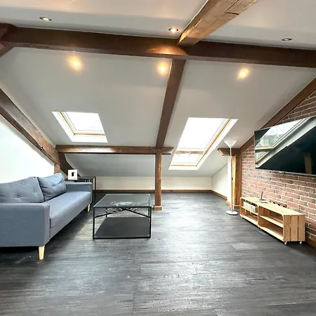 Le Chalet - Equipe - Entre Paris Et La Defense * Colombes (Hauts-de-Seine)